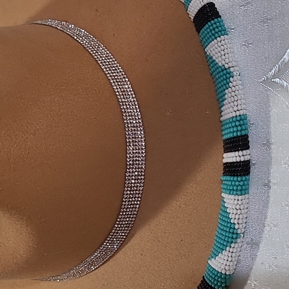 Beaded Hat & Earrings - Picture 2 of 9